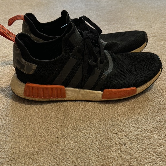 Adidas NMD R1 - Picture 2 of 8
